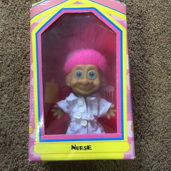 Nurses Rock Box Sign & A Nurse Trollkin with comb included - Picture 5 of 16